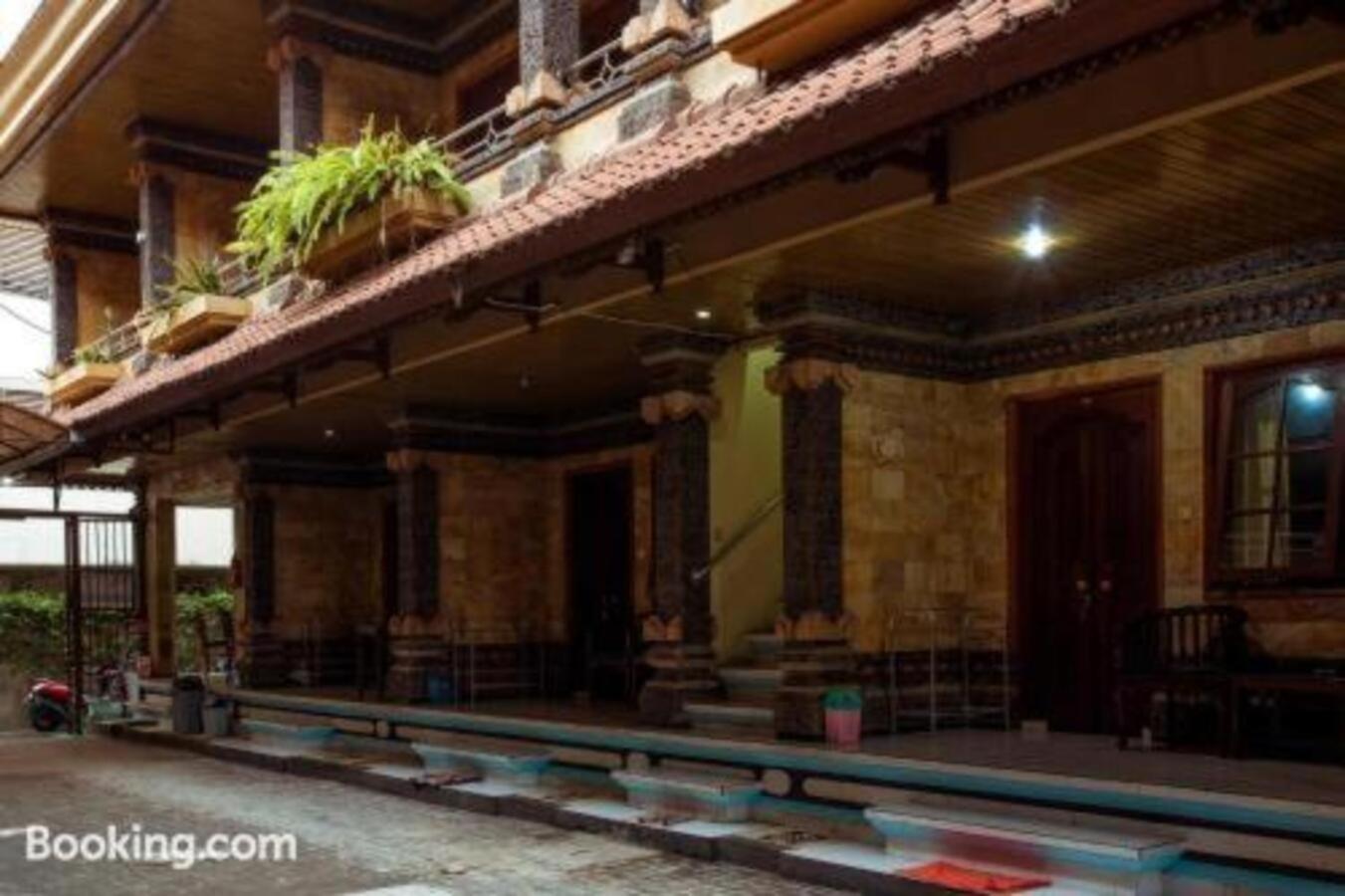 Segara Sadhu Inn Kuta By Ecommerceloka Εξωτερικό φωτογραφία