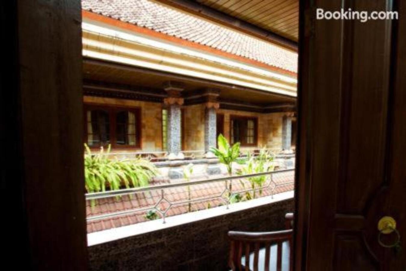 Segara Sadhu Inn Kuta By Ecommerceloka Εξωτερικό φωτογραφία