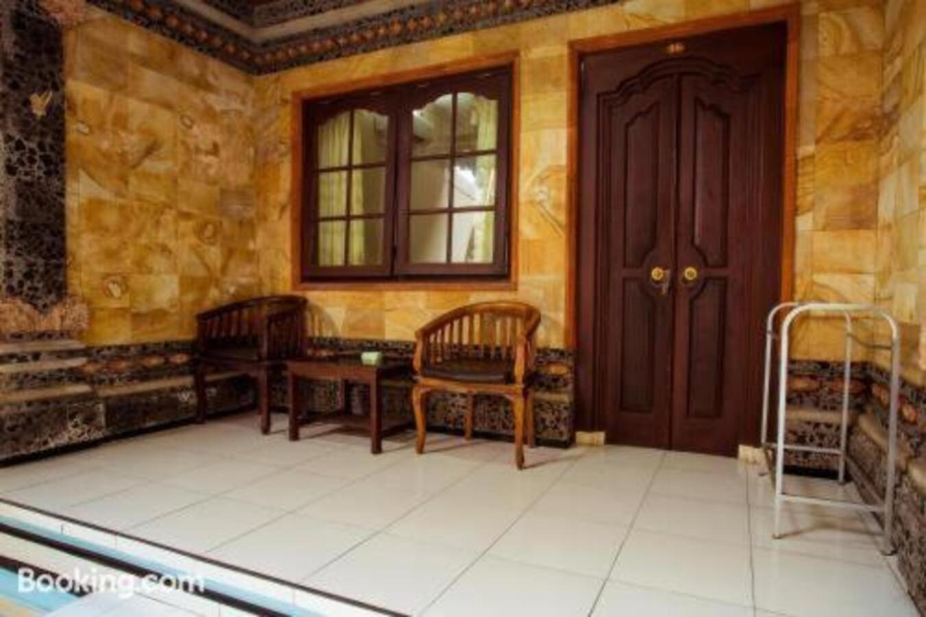 Segara Sadhu Inn Kuta By Ecommerceloka Εξωτερικό φωτογραφία